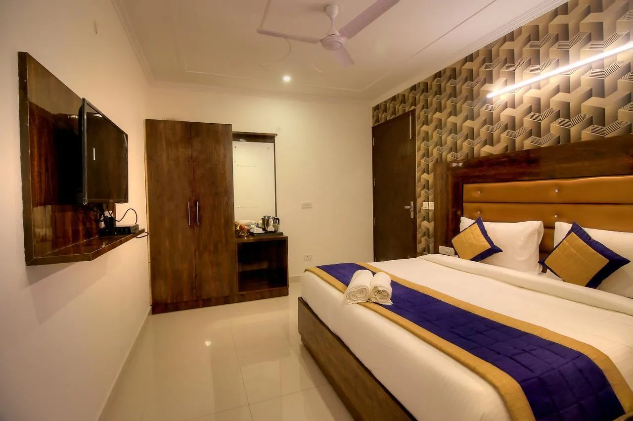Airport Hotel Ark Of Avalon Нью-Дели